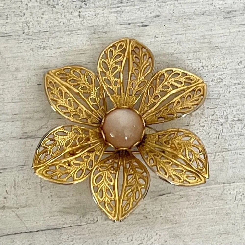 Gold tone vintage floral filigree moonstone brooch